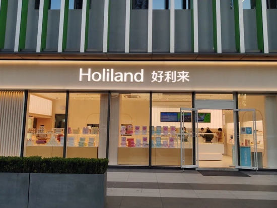 好利来二公子夜市卖蛋糕，“食二代”们找到了流量密码？