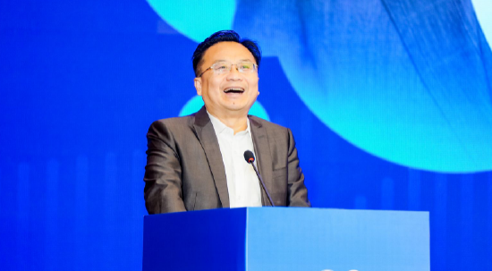 安徽省经济和信息化厅总经济师潘峰：召唤大家都到安徽来兴业，搞数字化，“此处风景很好”